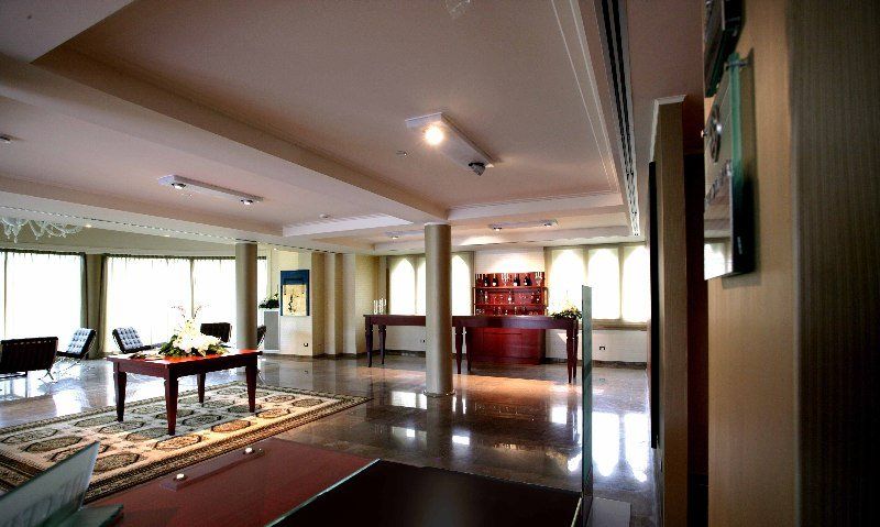Palazzo Giordano Bruno Hotel โนลา ภายนอก รูปภาพ