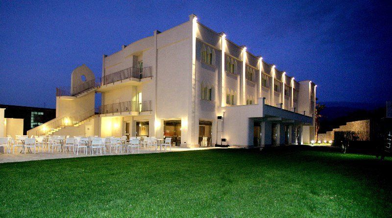 Palazzo Giordano Bruno Hotel โนลา ภายนอก รูปภาพ